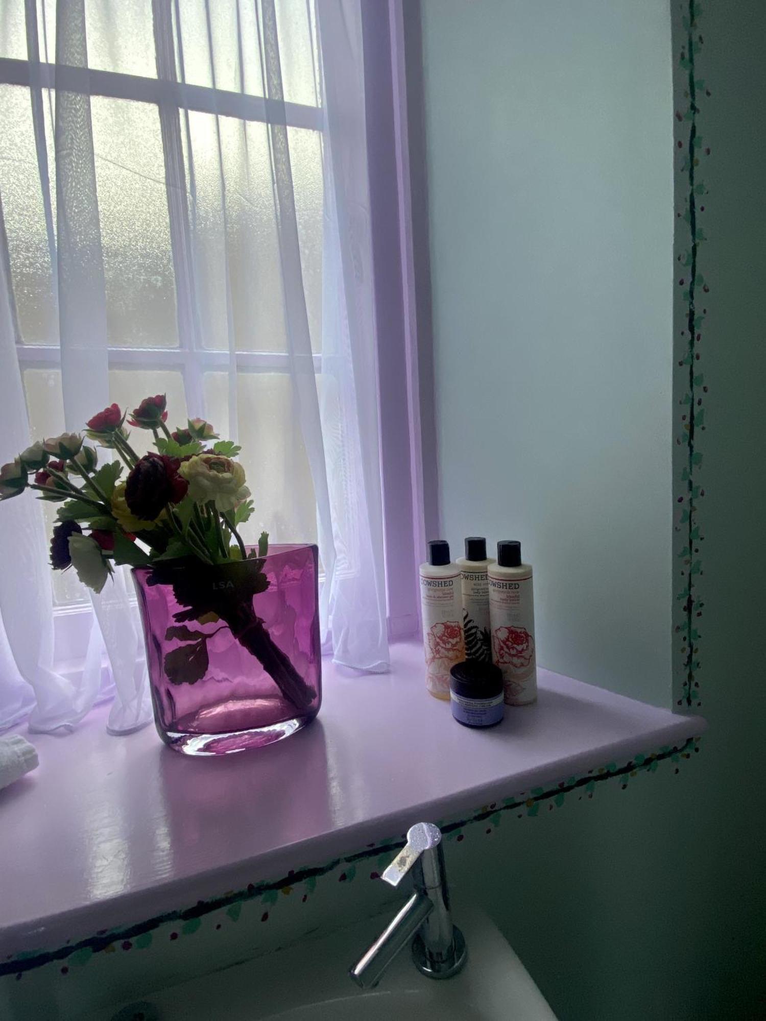 Number Two Russell House Tavistock Devonアパートメント エクステリア 写真